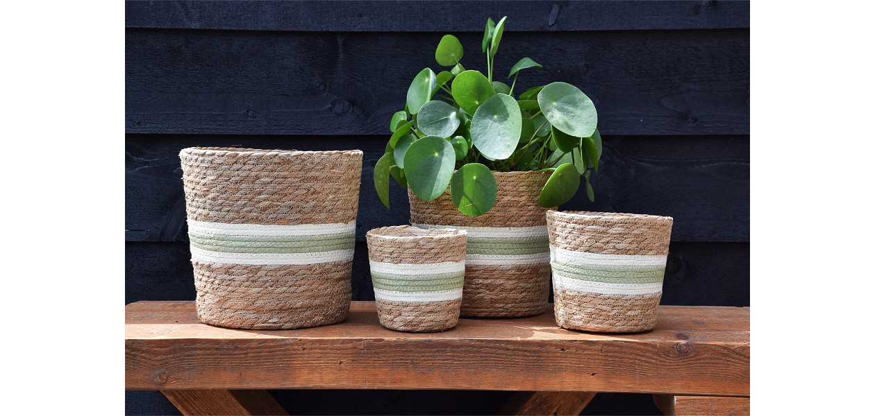 Groen Straw Basket